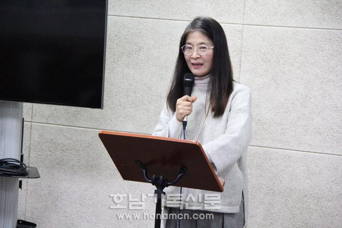 회장 채정기 권사