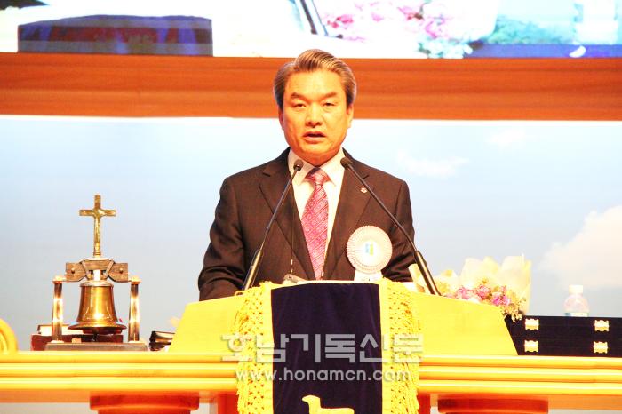 신임노회장 문미식 목사