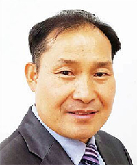 신용길 목사