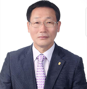 편집 발행인 박정완 장로